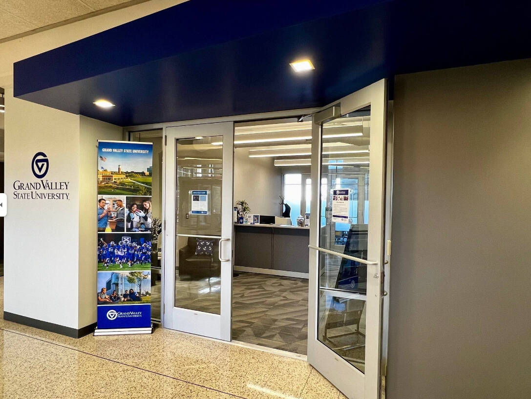 Entrance to the GVSU regional office at Jackson College.
